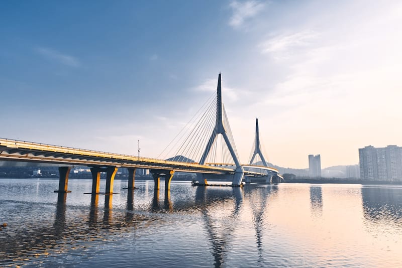 Le pont d'Aquitaine à Bordeaux